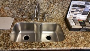 Kitchen sink with faucet